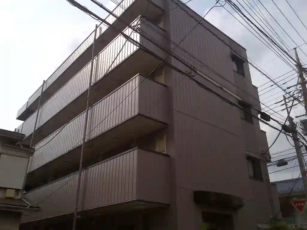 リーフ・三鷹 外観