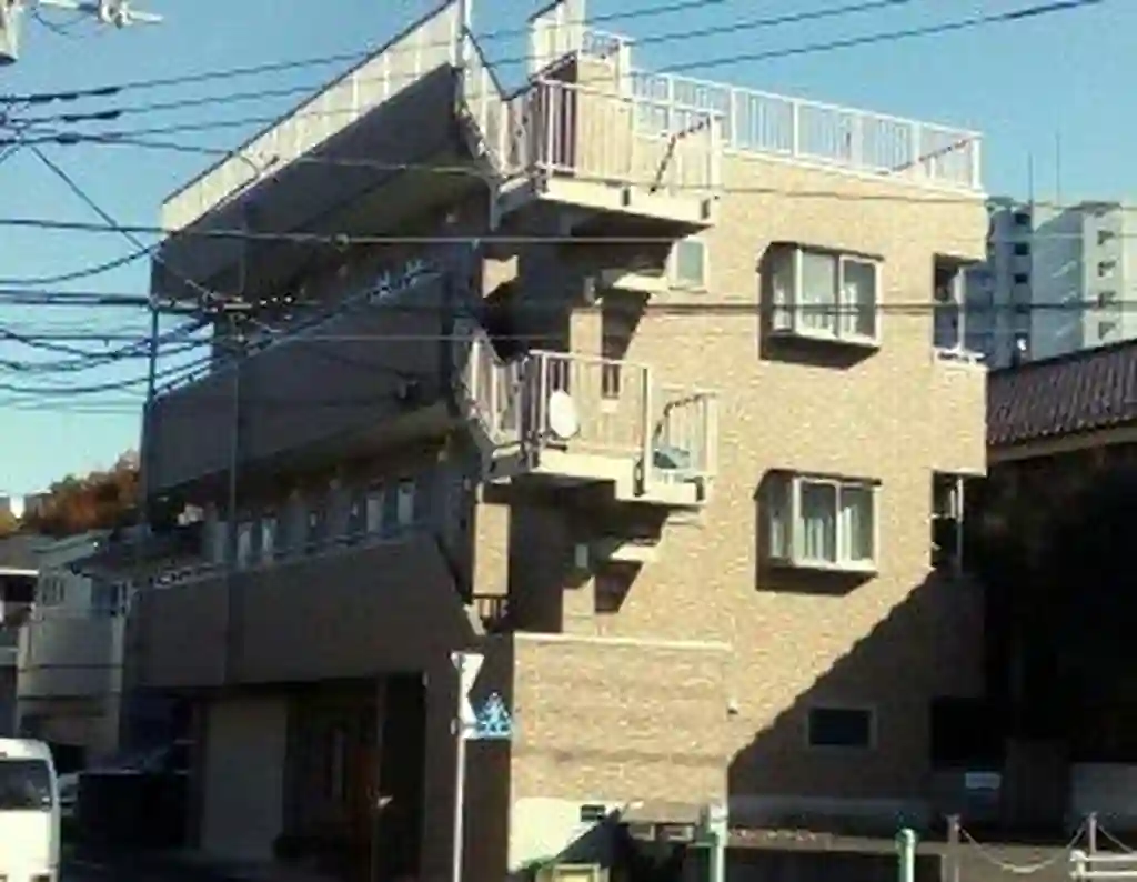 インフィールド 外観