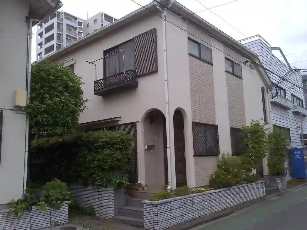 リュ・プラタン 外観
