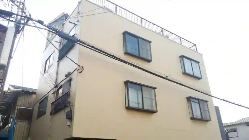 イズミビルド 外観