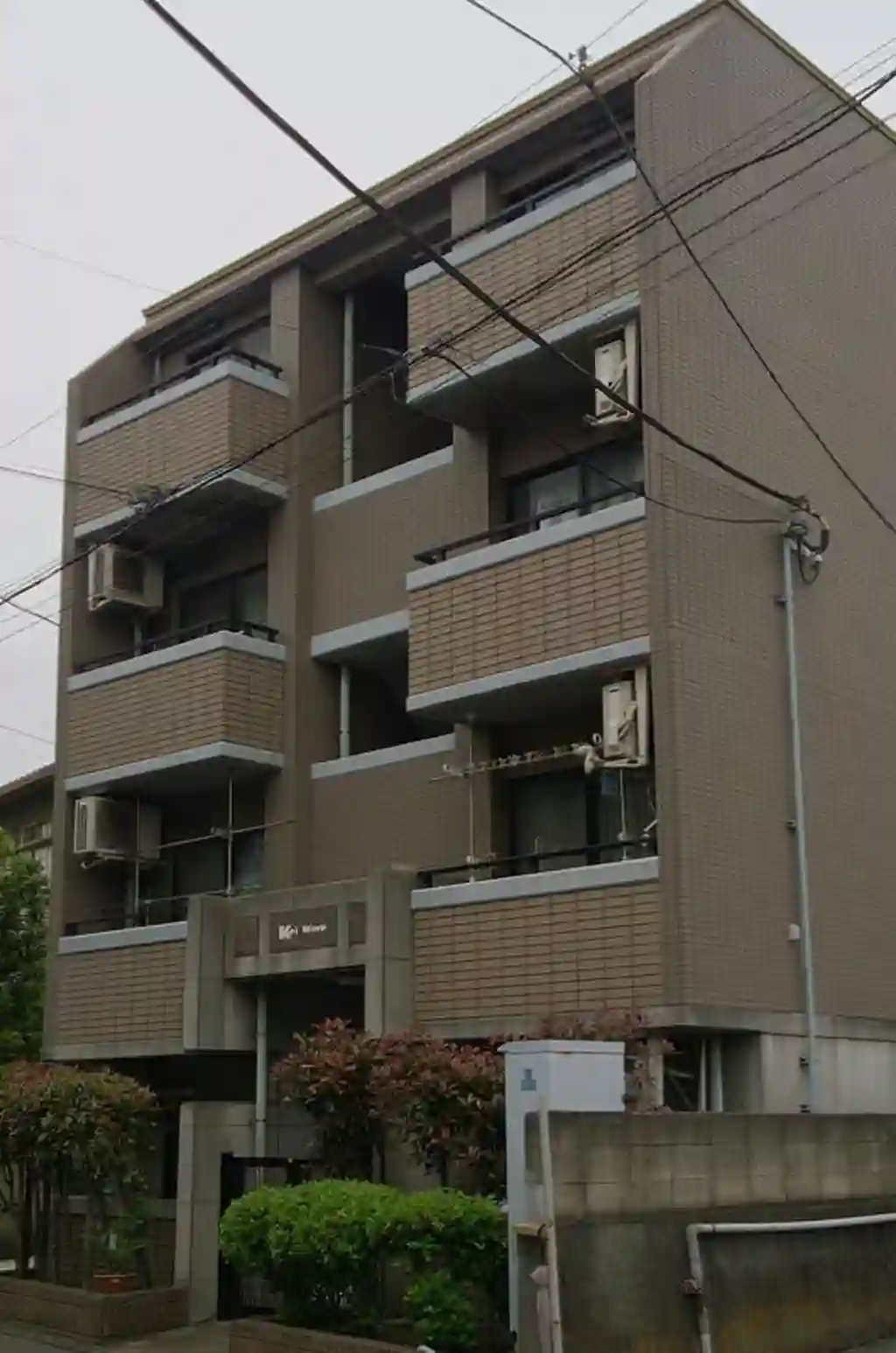 ケイ・ウェーブ 外観