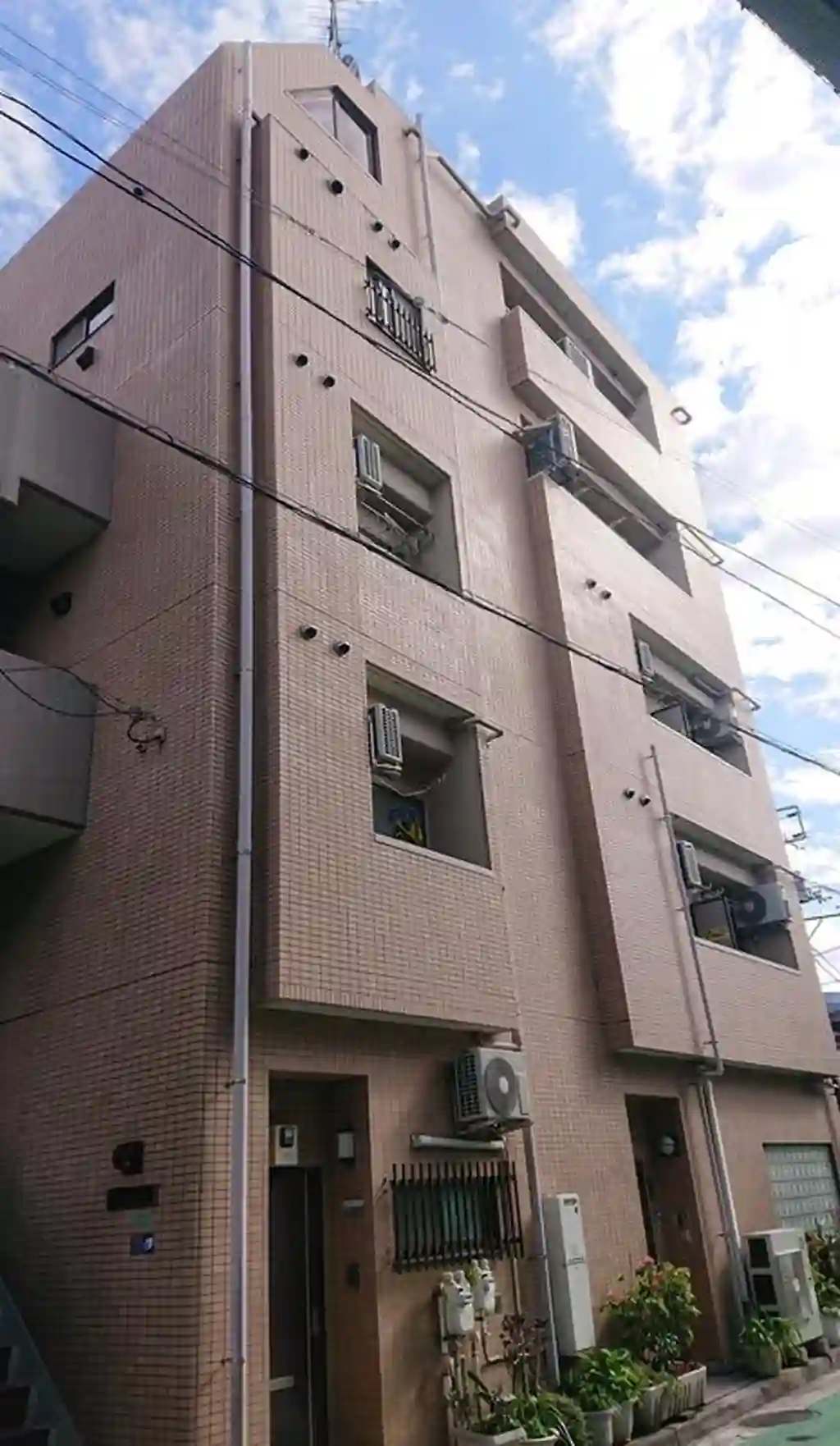 牛丸ビル 外観