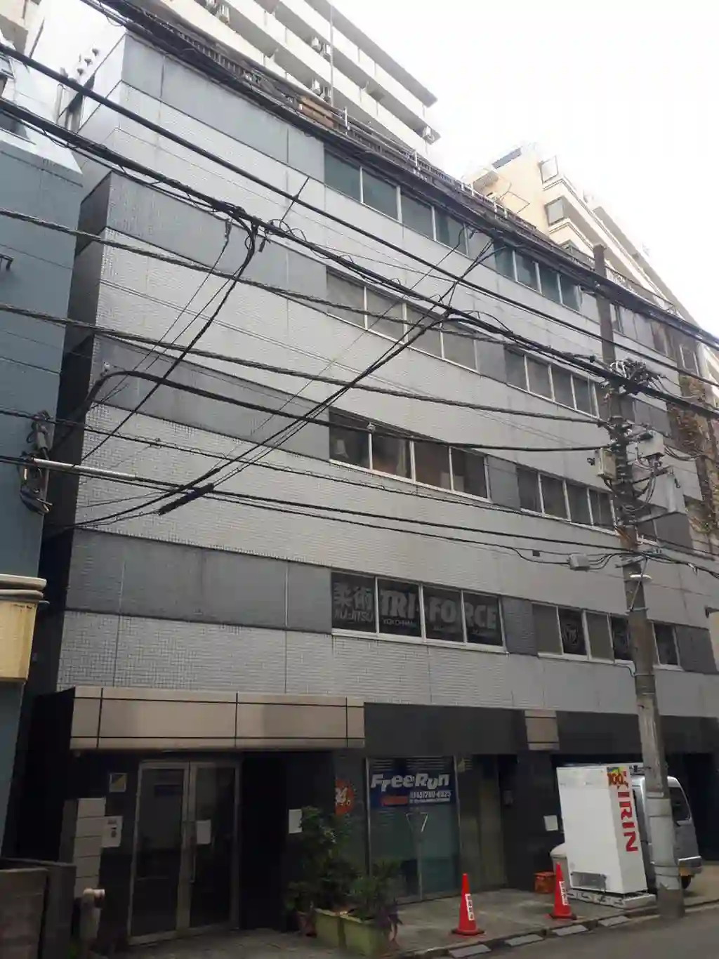 クレセントM・I 外観