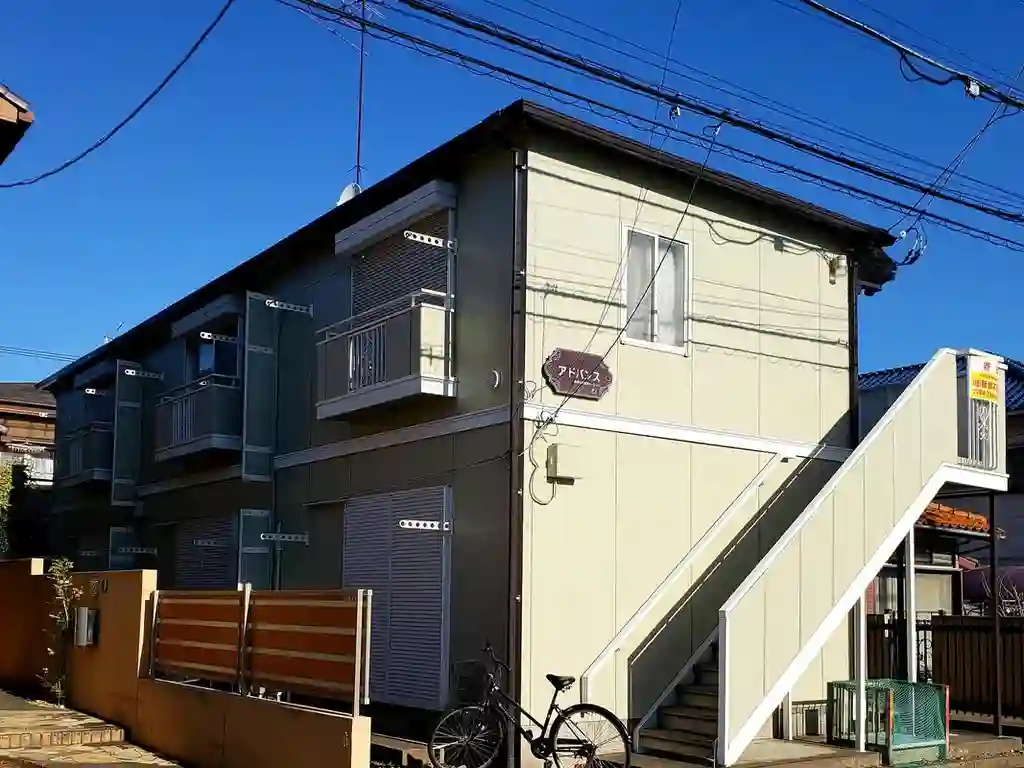 アドバンス 外観