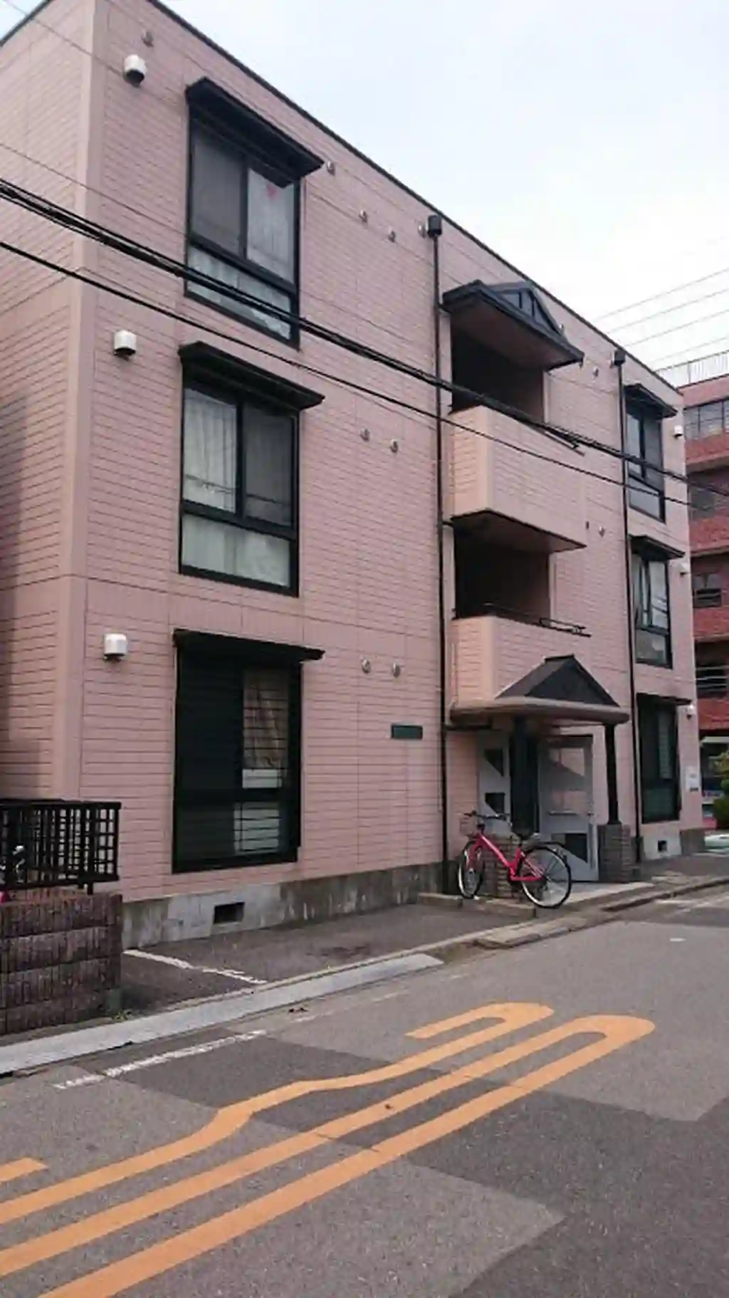 サンシャイン・ヒル 外観