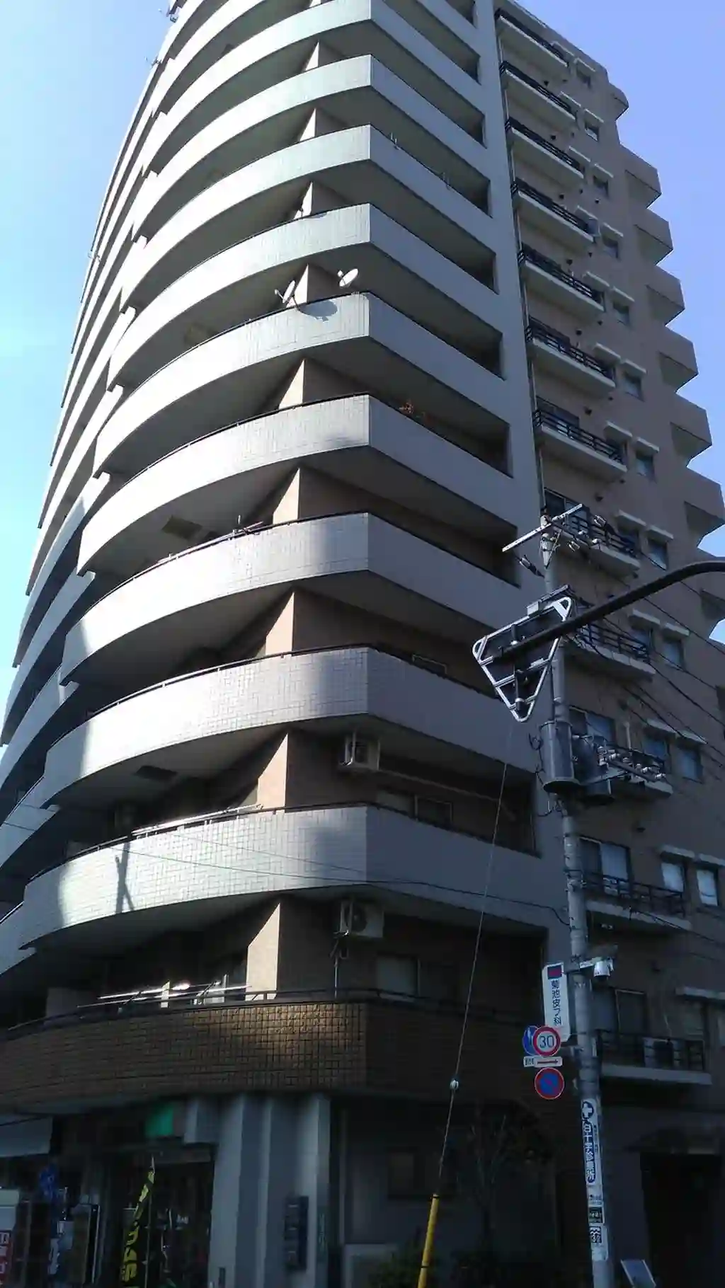 パロス日暮里 外観