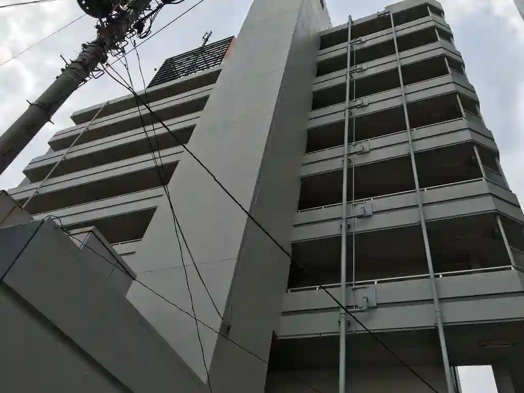 アヴニール市川 外観