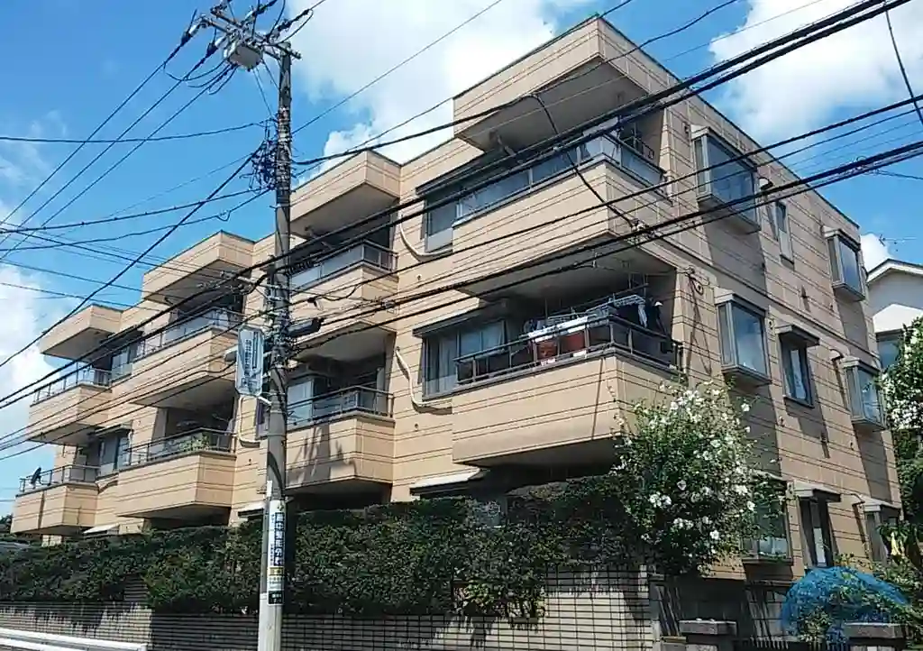 ドミール ヨコハマ 外観