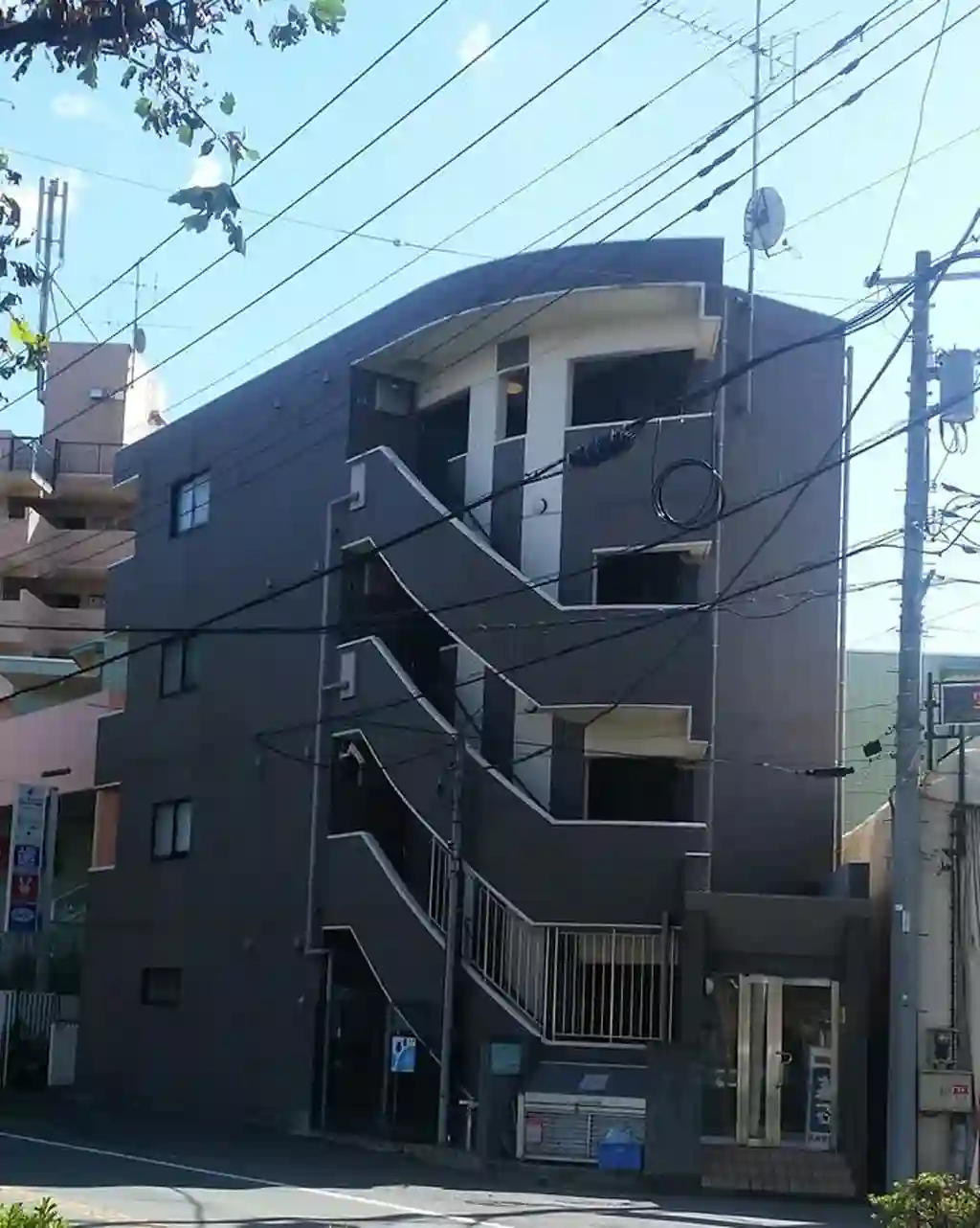 ジュネス１ 外観
