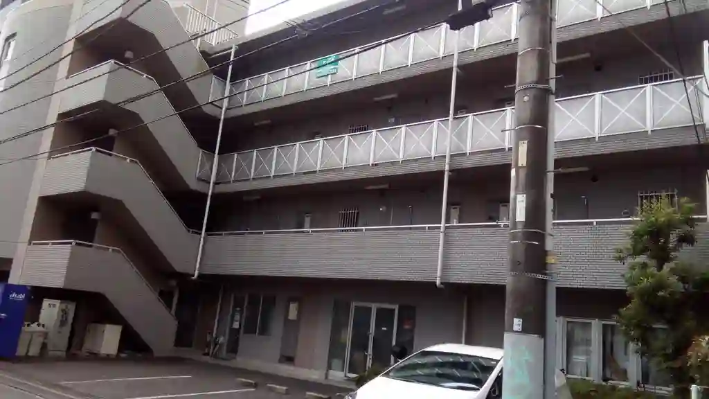 ルミエール根岸 外観