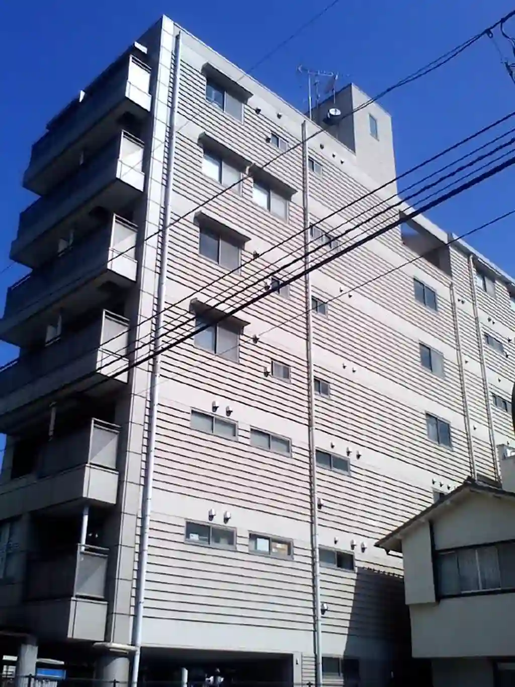 AKビル 外観