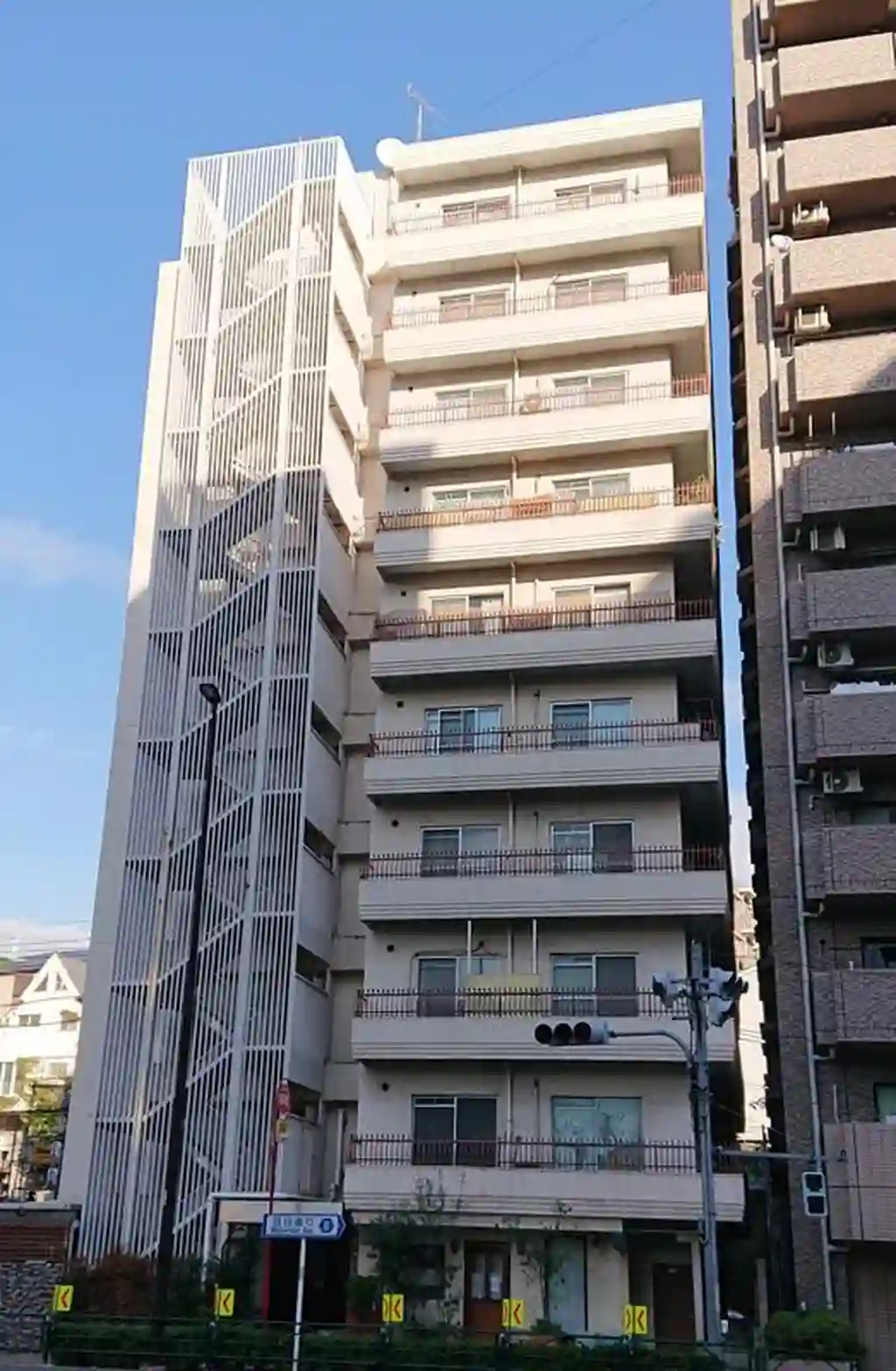 サカエ音羽マンション 外観