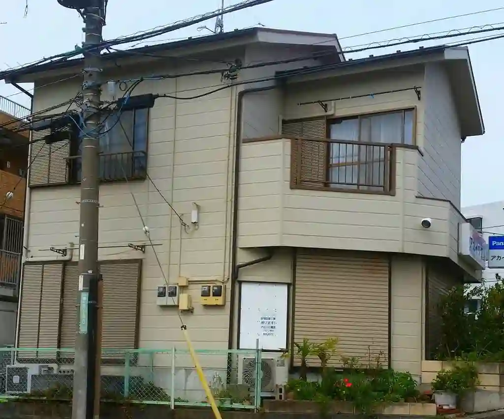 ヴァレー姿見 外観
