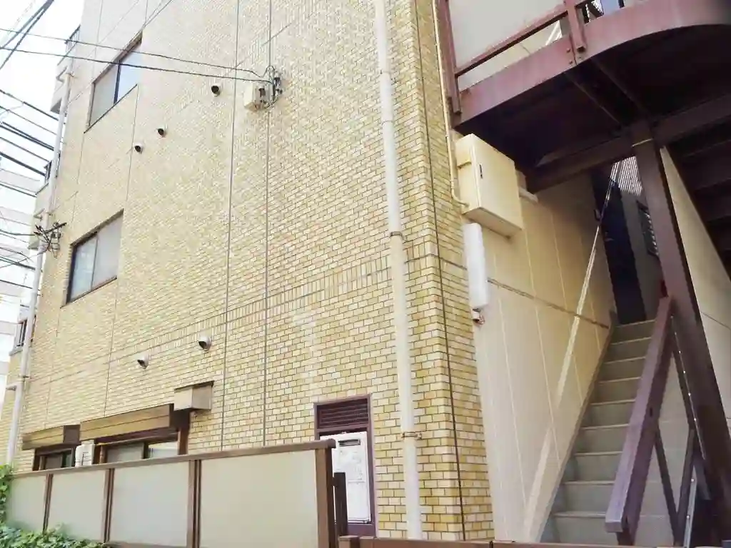 トライファースト日高 外観
