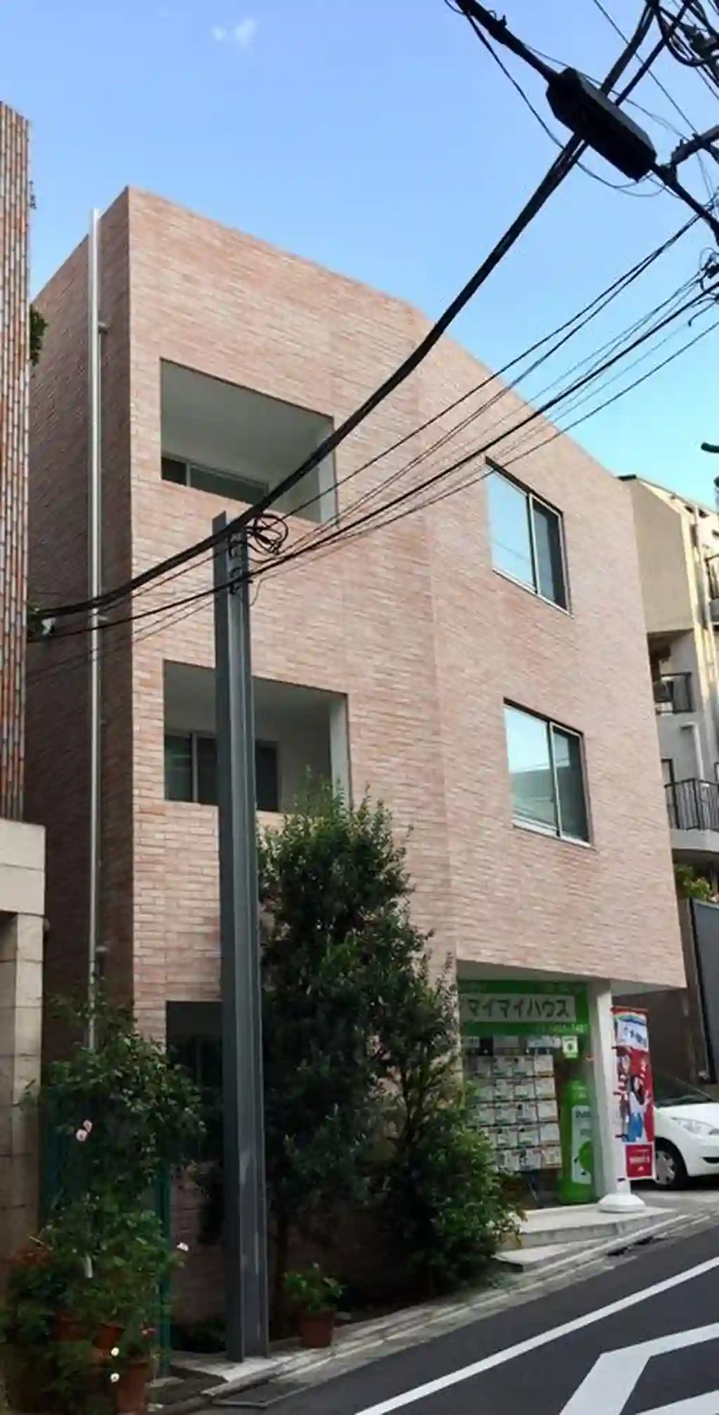 BOOK 外観