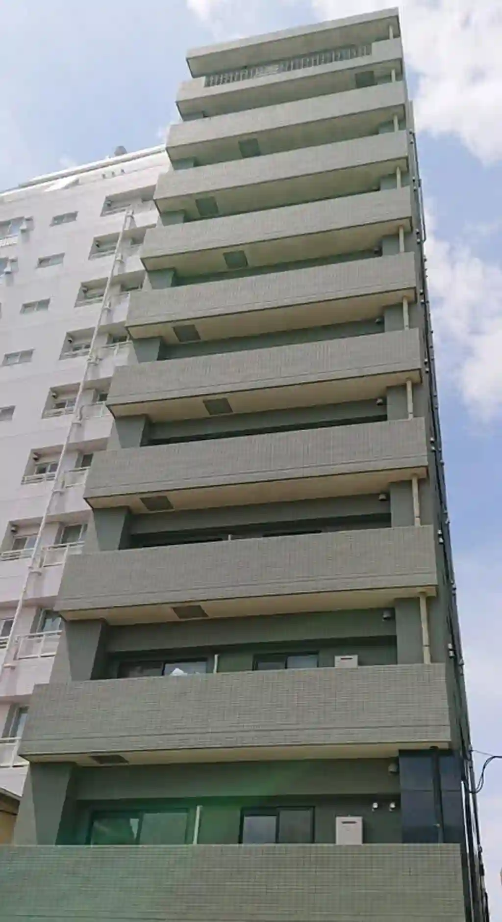 アドリアーノ 外観