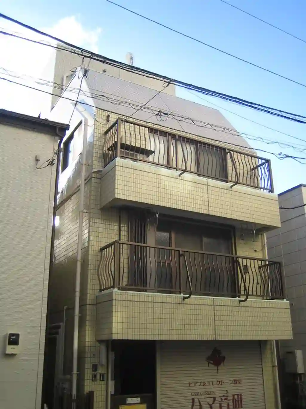 春ビル 外観