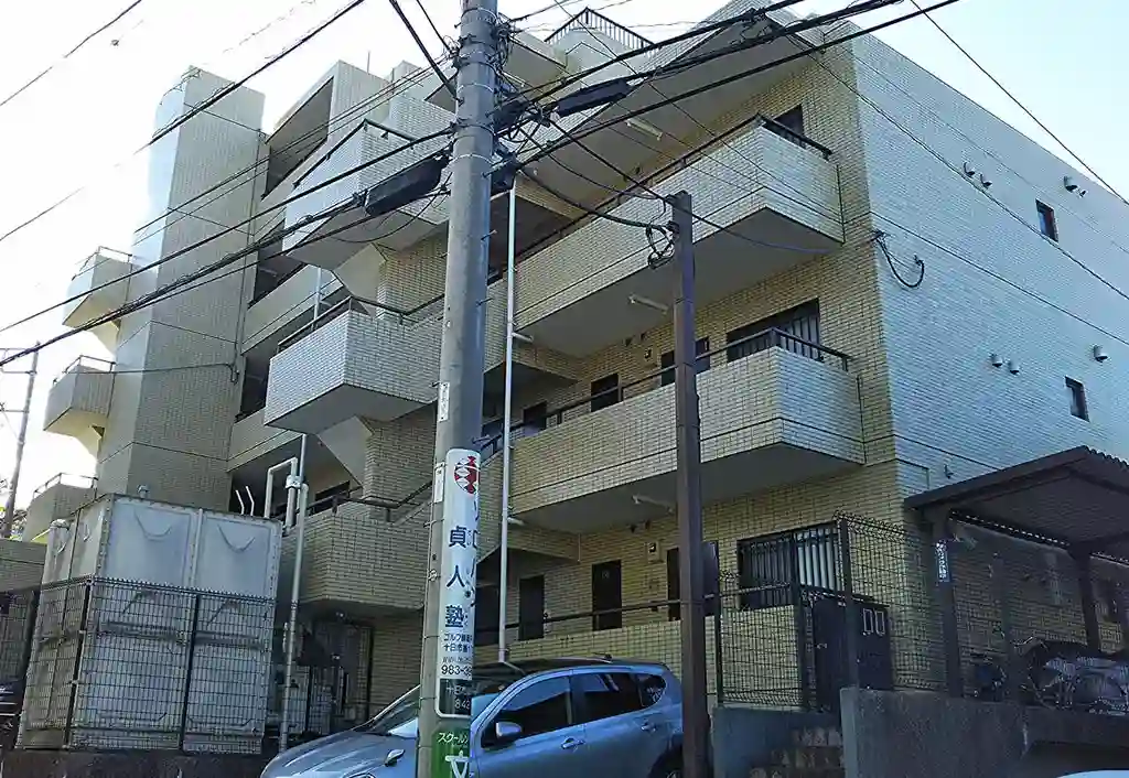 グリーンヒルホームズ 外観