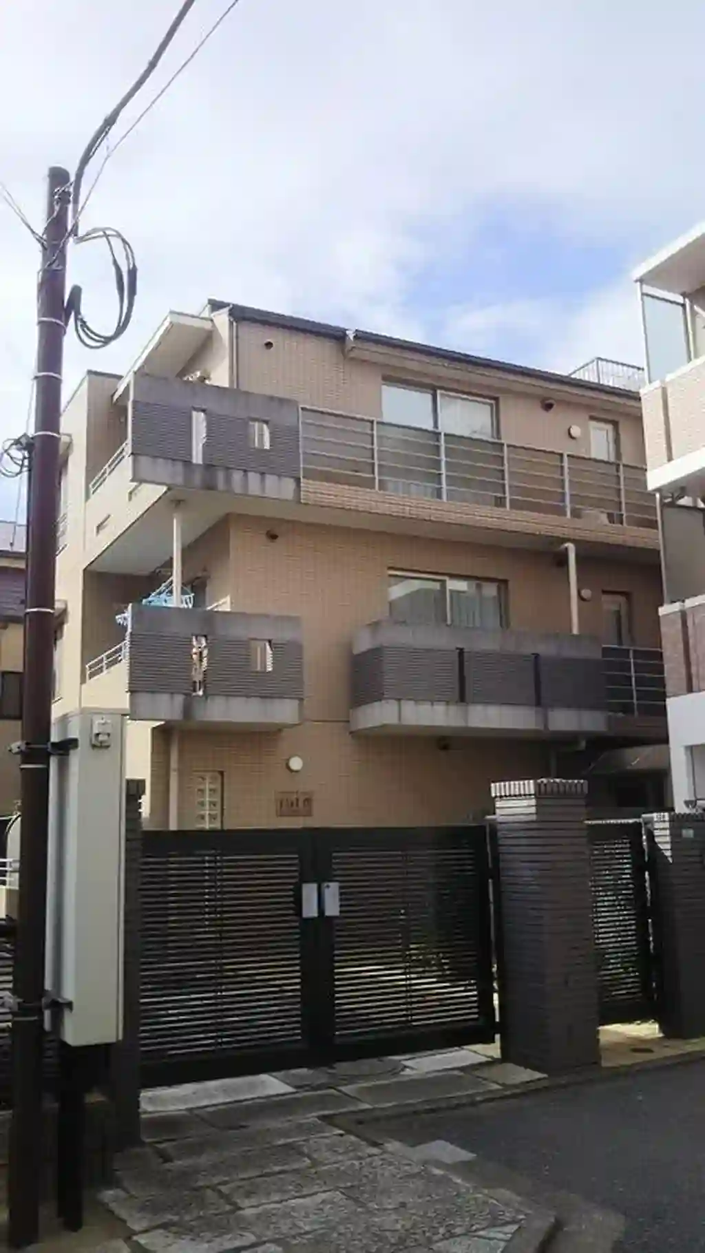 フラット・M 外観