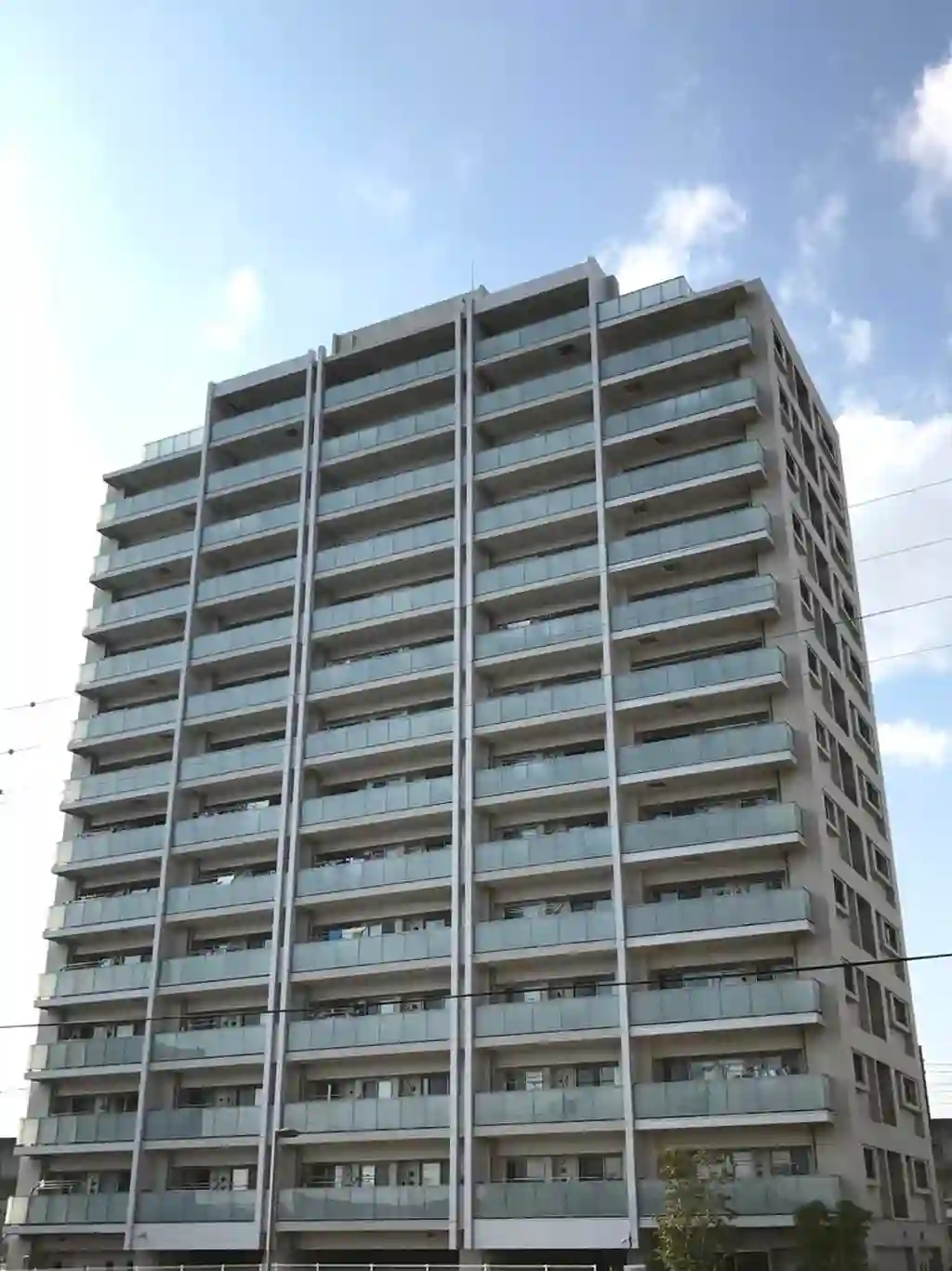 ライフピア三郷中央 外観