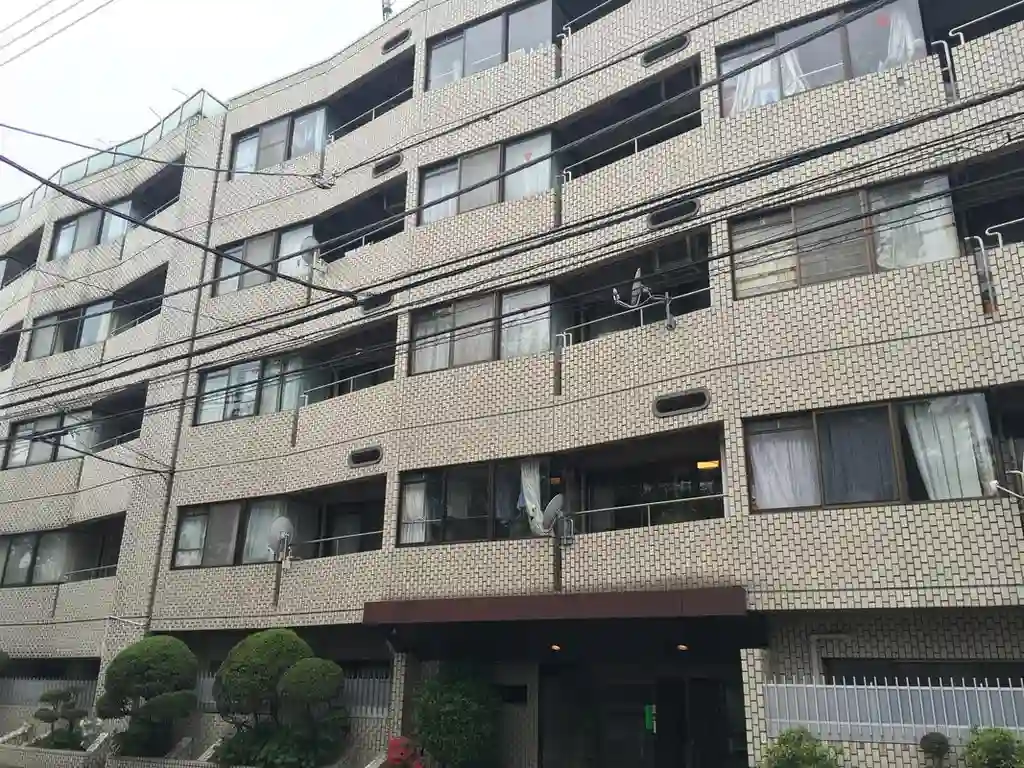 シャレー・コート 外観