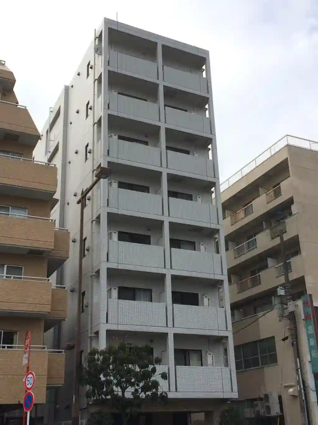 トーシンフェニックス新宿余丁町 外観