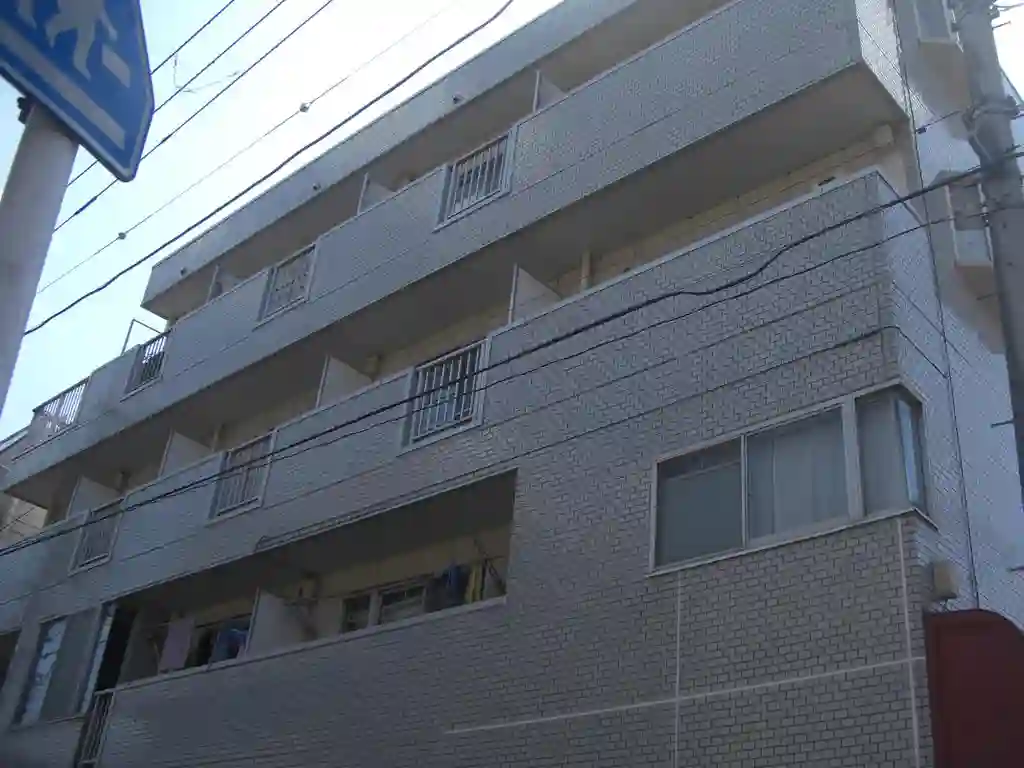 ESTATE Y 外観
