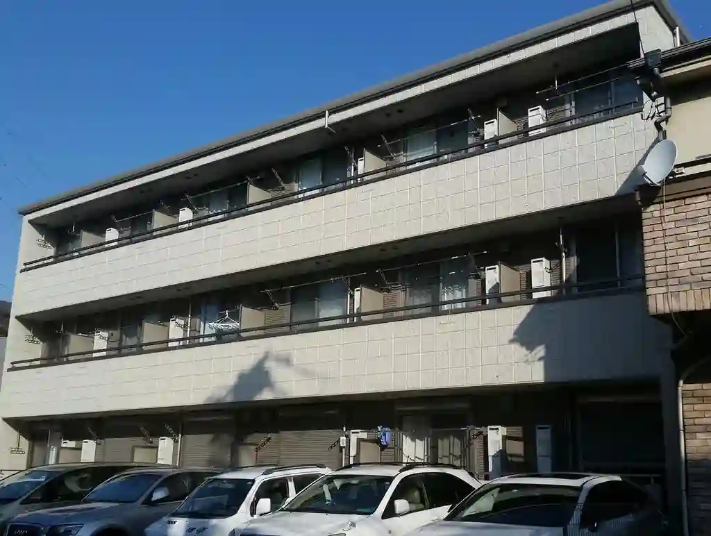 CLASSES3 外観