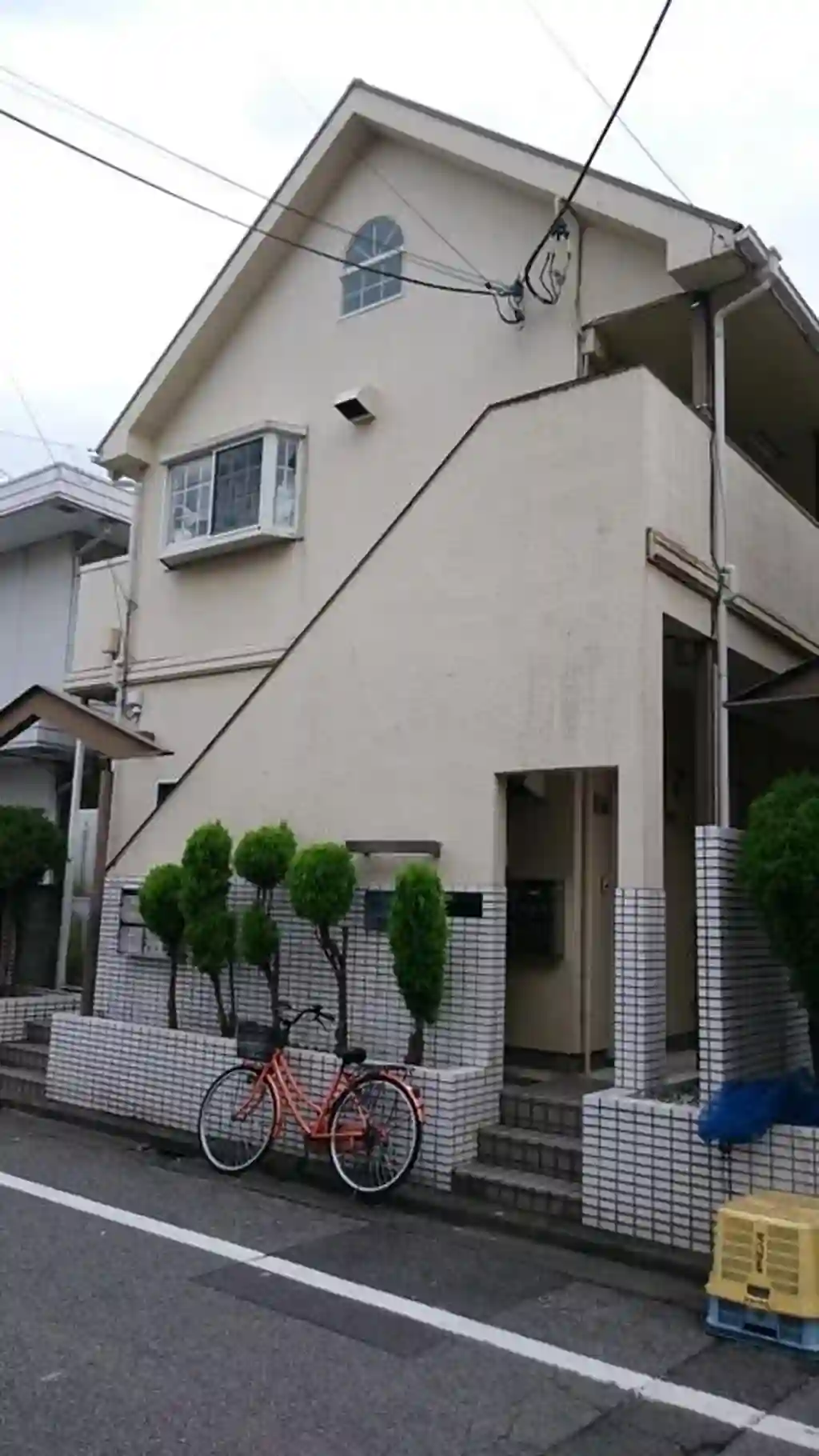 ラスール・イナII 外観
