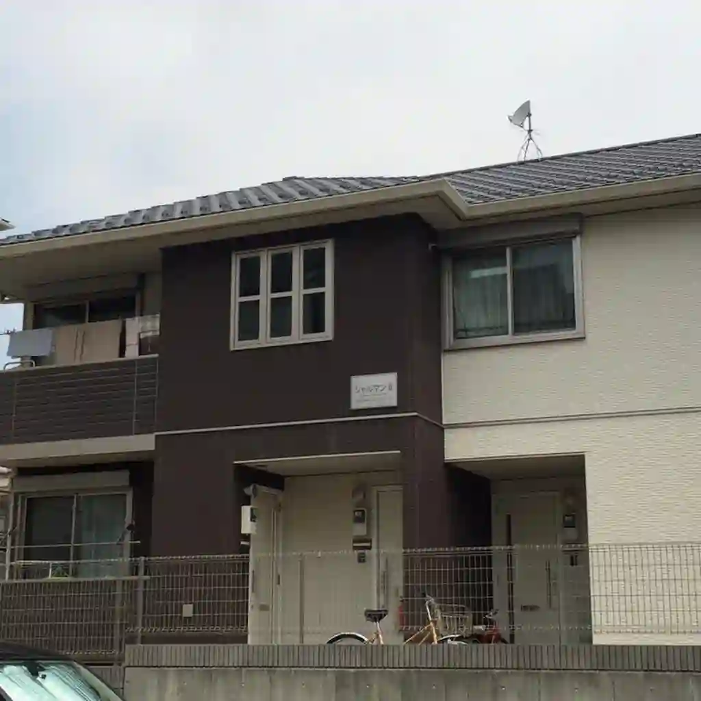 シャルマン II 外観