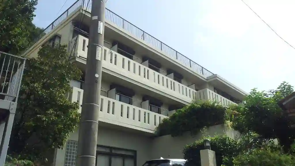 グランドール生田 外観