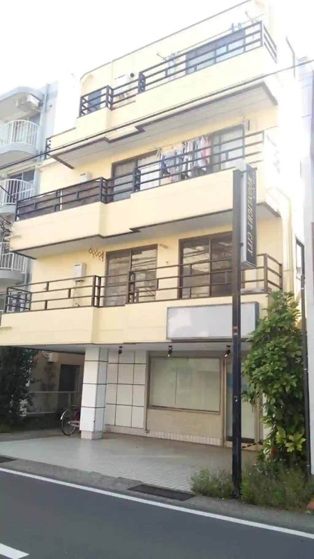 鈴木ビル 外観