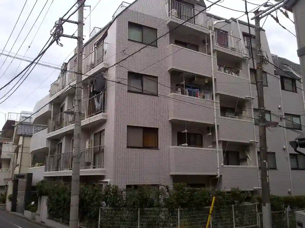 ワールドパレス本駒込 外観