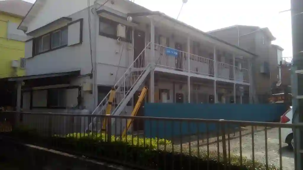コムレード 外観
