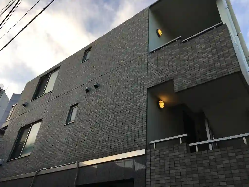 アスティオン 外観