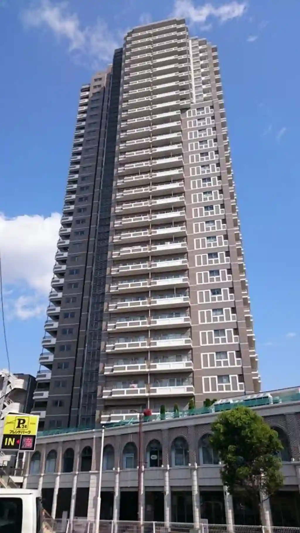 エイペックスタワー浦和 外観