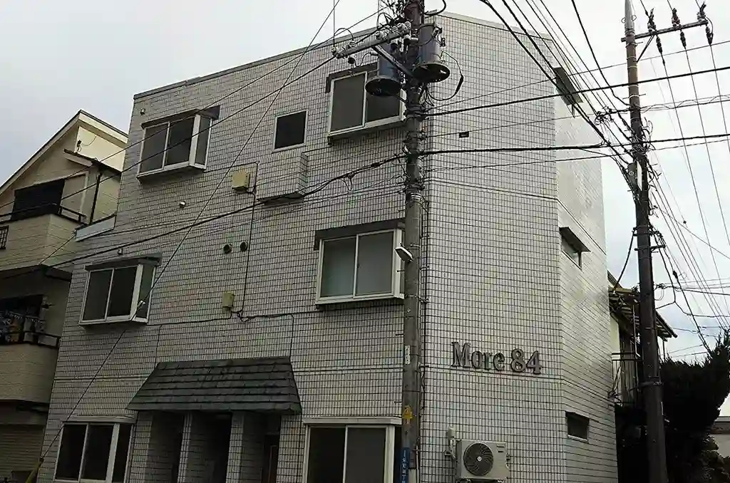 MORE84 外観