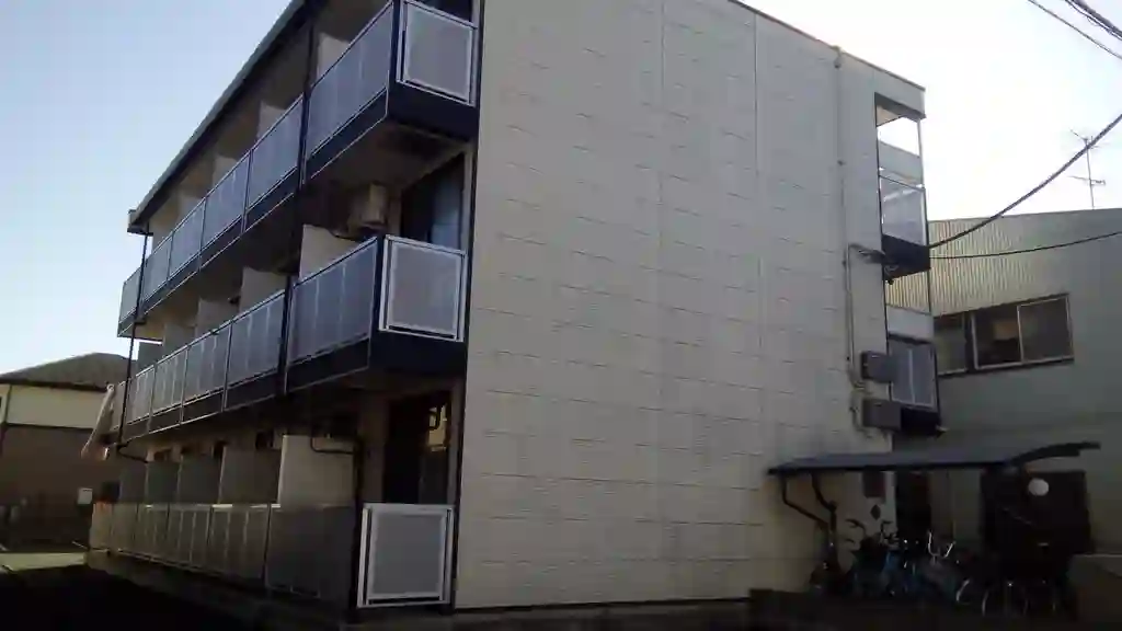 レオパレスサイレンスK 外観