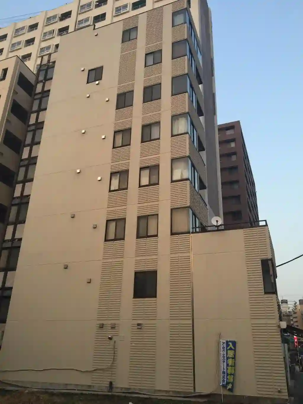パルス 外観