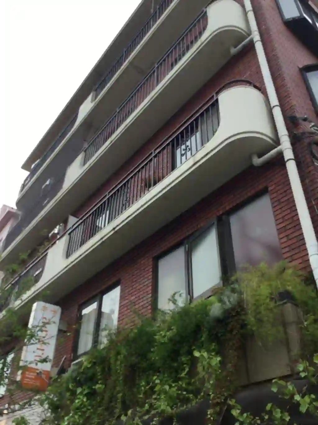 スカイハイツ広沢 外観
