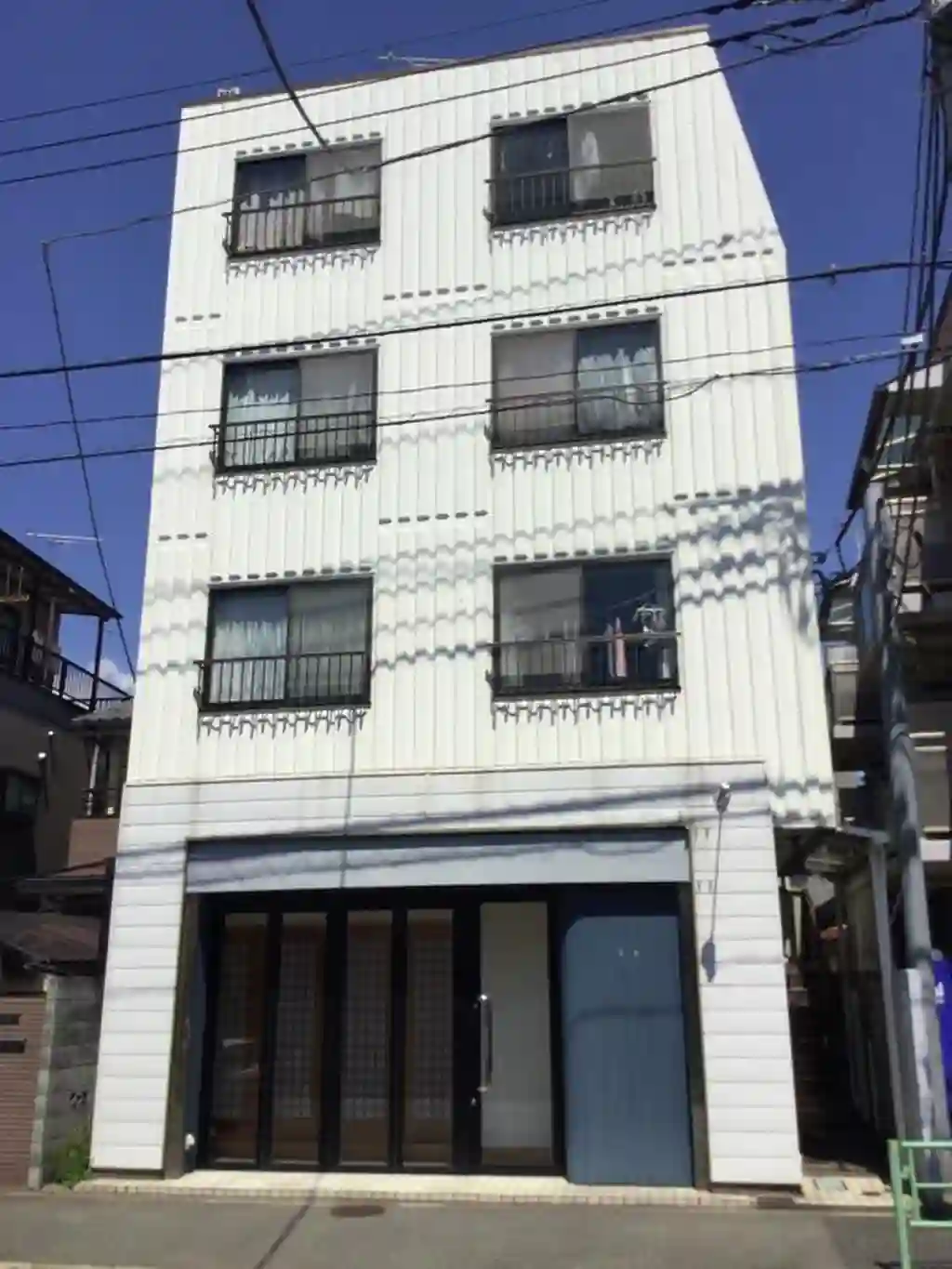 アニューアパートメント 外観