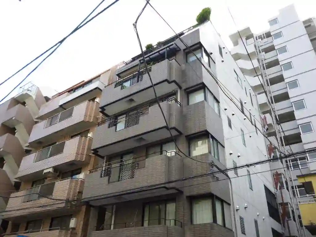 アヴィタシオン三ノ輪 外観
