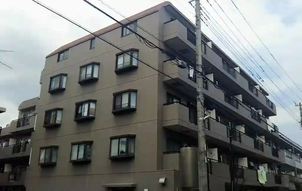 コスモ向ケ丘遊園ラフィネ 外観