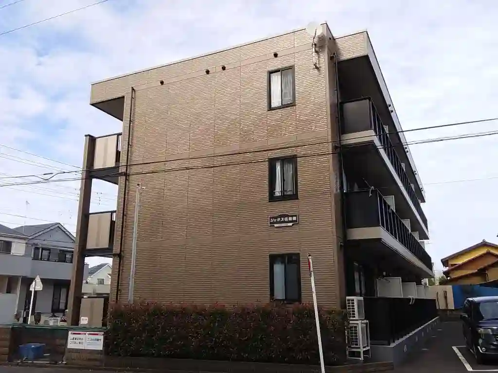 ジェネス伍番館 外観