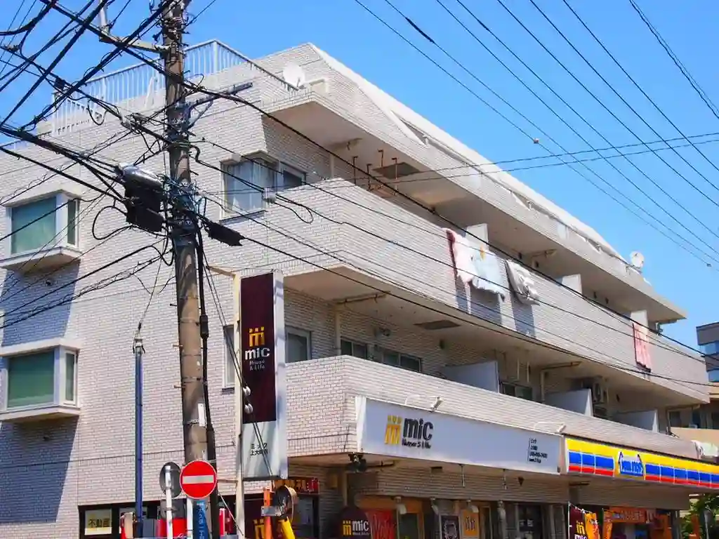 ファミールプラザ上大岡 外観