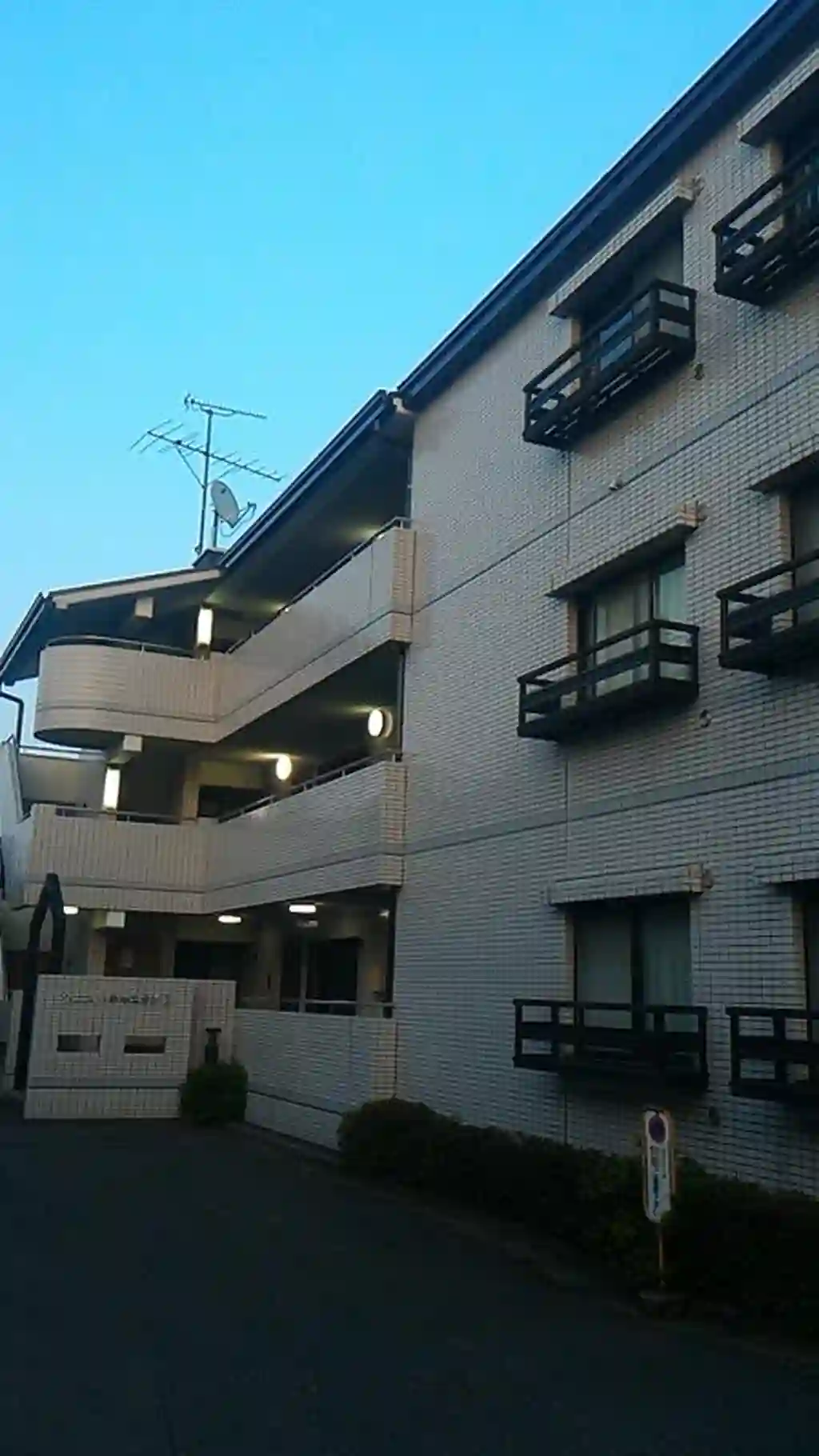 ウェストキャニオンI 外観