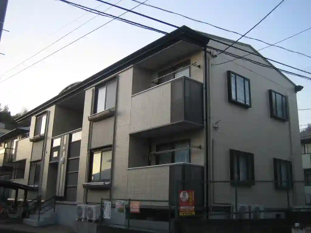セラ岡村B 外観