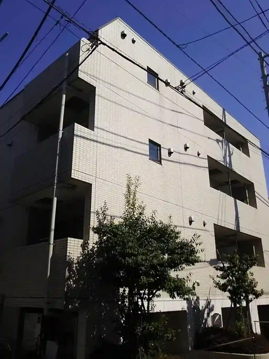 プレール・ドゥーク北新宿II 外観