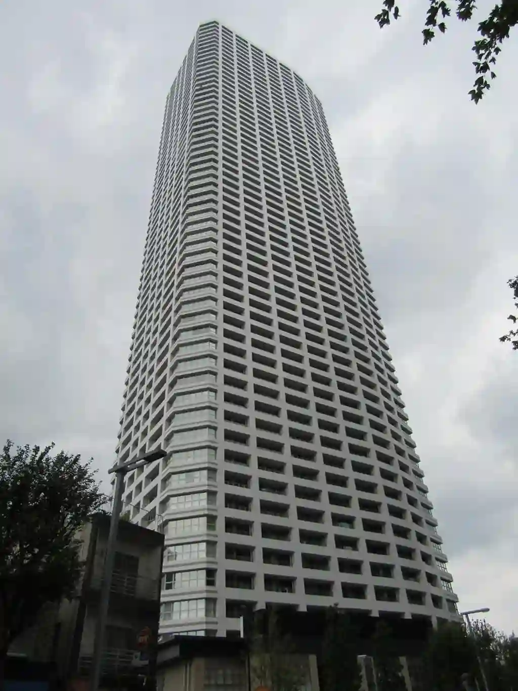 ザ・パークハウス西新宿タワー60 外観