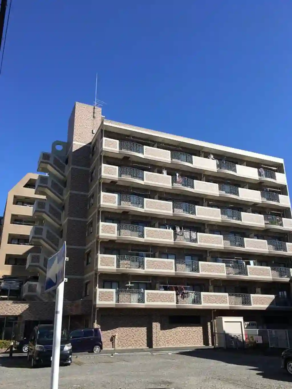 カーサTTY 外観